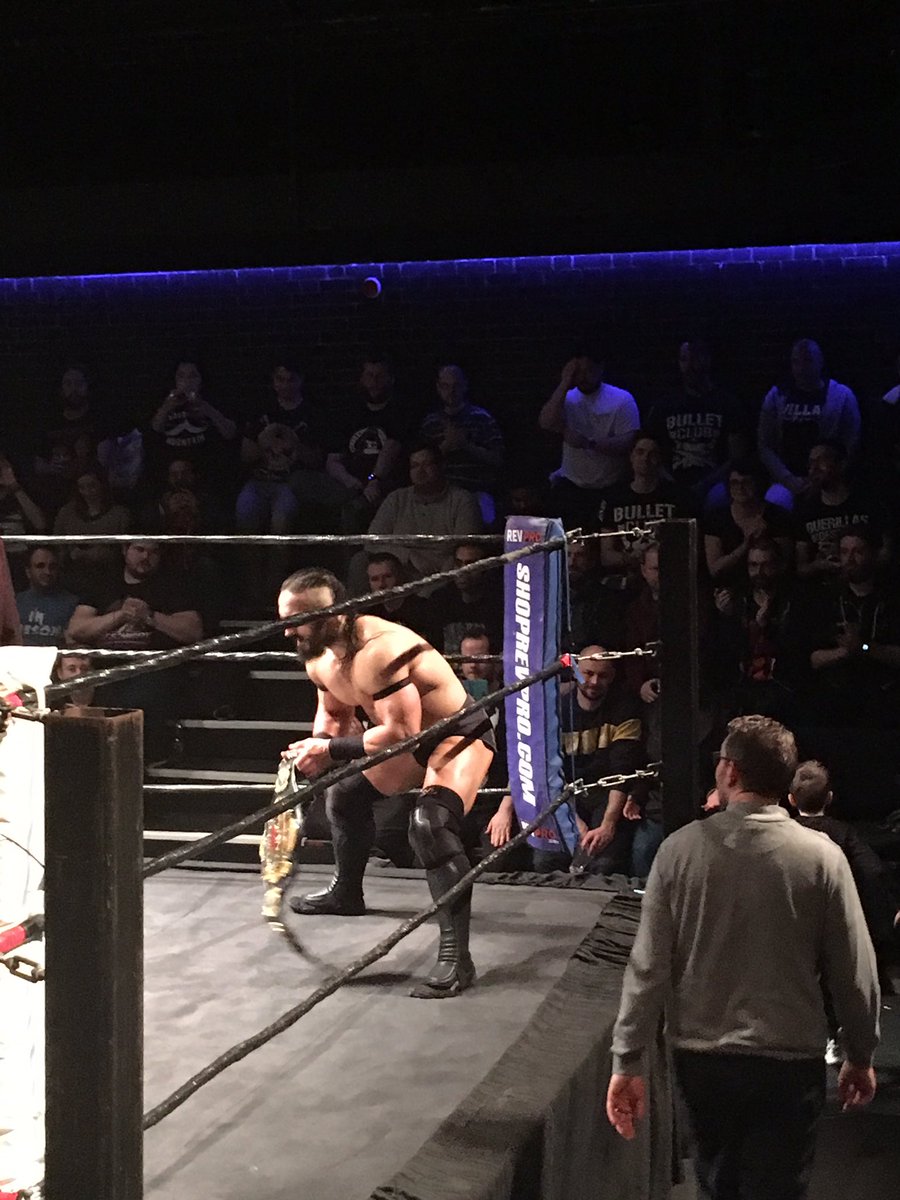 BritWresReview's tweet photo. It’s main event time as @BASTARDPAC takes on @zacksabrejr #LiveAtTheCockpit37 https://t.co/KbMcfFDnIl