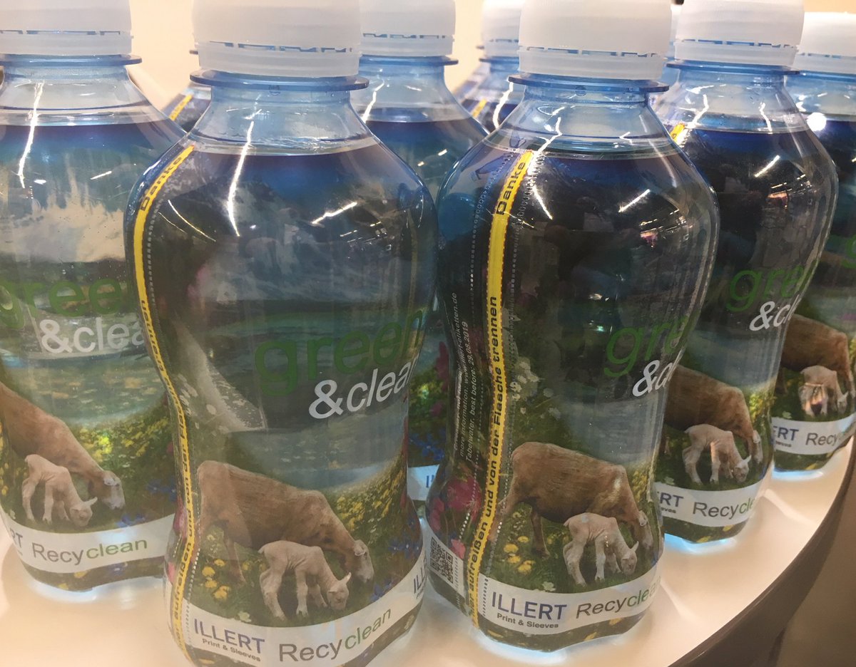 Frohes neues Jahr 2019! Ein Jahr mit neuen Wegen. ILLERT steht für ökologische, nachhaltige #verpackung. #shrinksleeves - Made by ILLERT #etiketten #schrumpfetiketten #Packungsreduktion #Nachhaltigkeit #packaging360 #Marketing #Packaging #BusinessTrends bit.ly/2vbnIBE