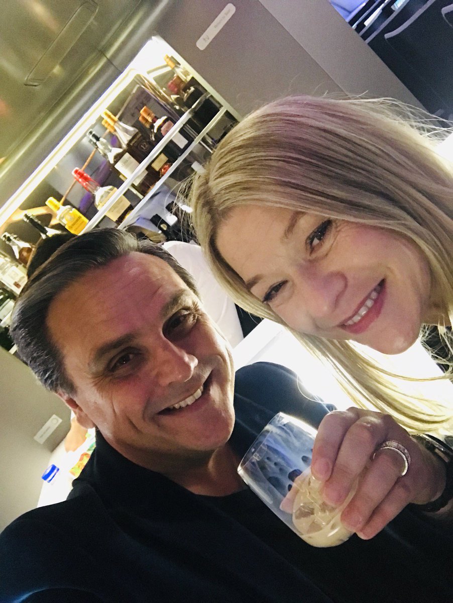 We’re back! Thank you to @VirginAustralia for getting us too and from the #USA safely and in style! 😀
