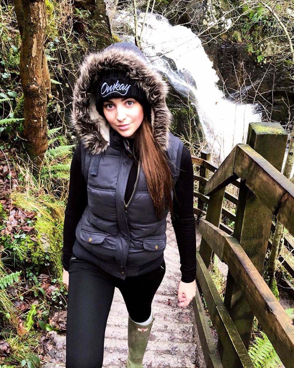 OwkayClothing's tweet photo. Winter Walks ❄️ Hazel ft. Script Pom Pom Hat || Just £14.99 Online at https://t.co/1RuzmoAwtf

#Owkay #PomPom #Beanie #BobbleHat #WinterWalks #Winter #Walking https://t.co/QaLI472zV1