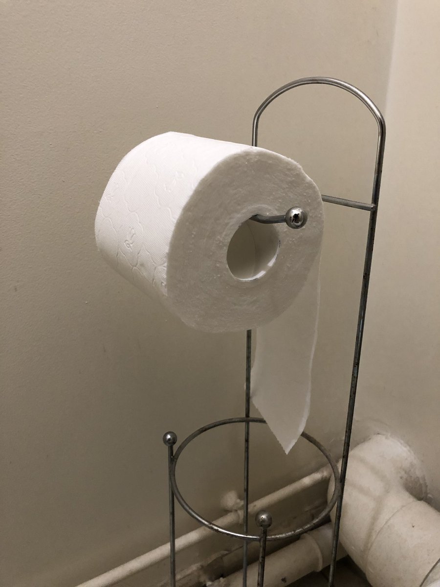 BestOfBigMax's tweet photo. Mettons fin au débat...
Le papier toilette : 
- vers l’extérieur (RT)
- vers l’intérieur (like) https://t.co/HR5nltl7JR