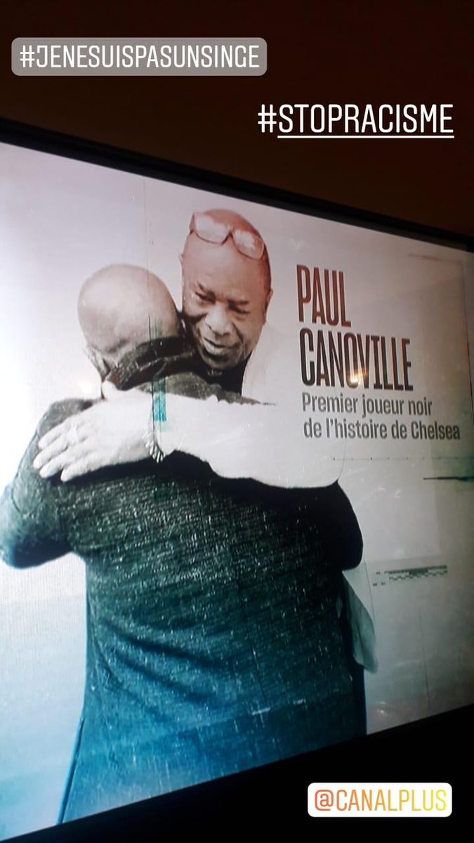 mo_runrun's tweet photo. Au cœur du #racisme dans le football et dans les stades. Superbe travail de @dacourtolivier @canalplus #JeNeSuisPasUnSinge #stopracisme https://t.co/zt1ip260y6