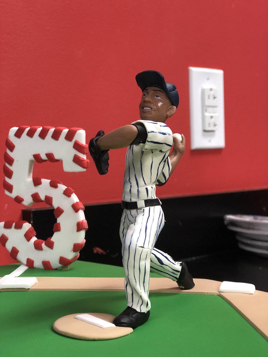 GolfingLawyer's tweet photo. Ethan’s 5th birthday party was a hit thanks to @CakeBossBuddy he perfectly created the GOATs @Yadimolina04 and @MarianoRivera https://t.co/ax8jn2YufE