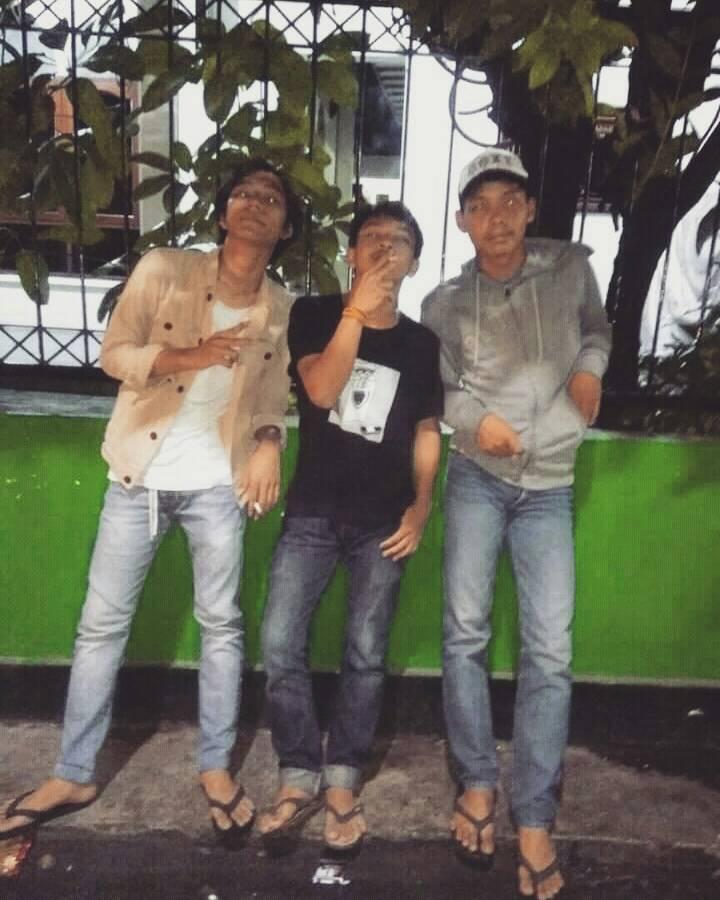 alivianivdho. tweet media