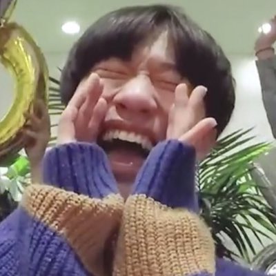BGYEDAMBR's tweet photo. [#BANGOFF] FALTAM 8 SEGUIDORES PARA 1000!!! https://t.co/Hu63mIbLtV