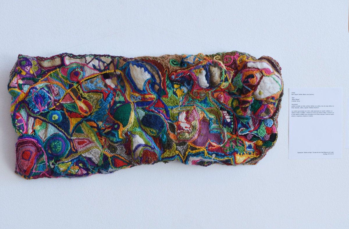 centroGAM's tweet photo. #TextilMapuche 34 piezas de arte textil elaboradas de un proceso de investigación colectivo y comunitario en el taller Ad Llallin, serán parte de esta muestra>> https://t.co/ggJkfqJPCT https://t.co/A0qz0ROGUZ