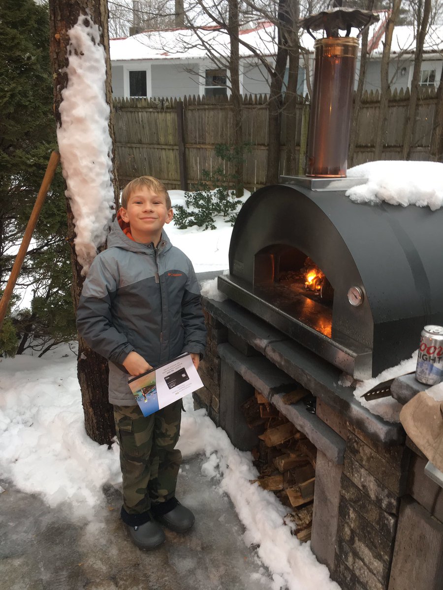 techomd's tweet image. #woodfired #TechoBloc #family #friends #outdoorliving #Pavers #srw #grillisland #castironcooking