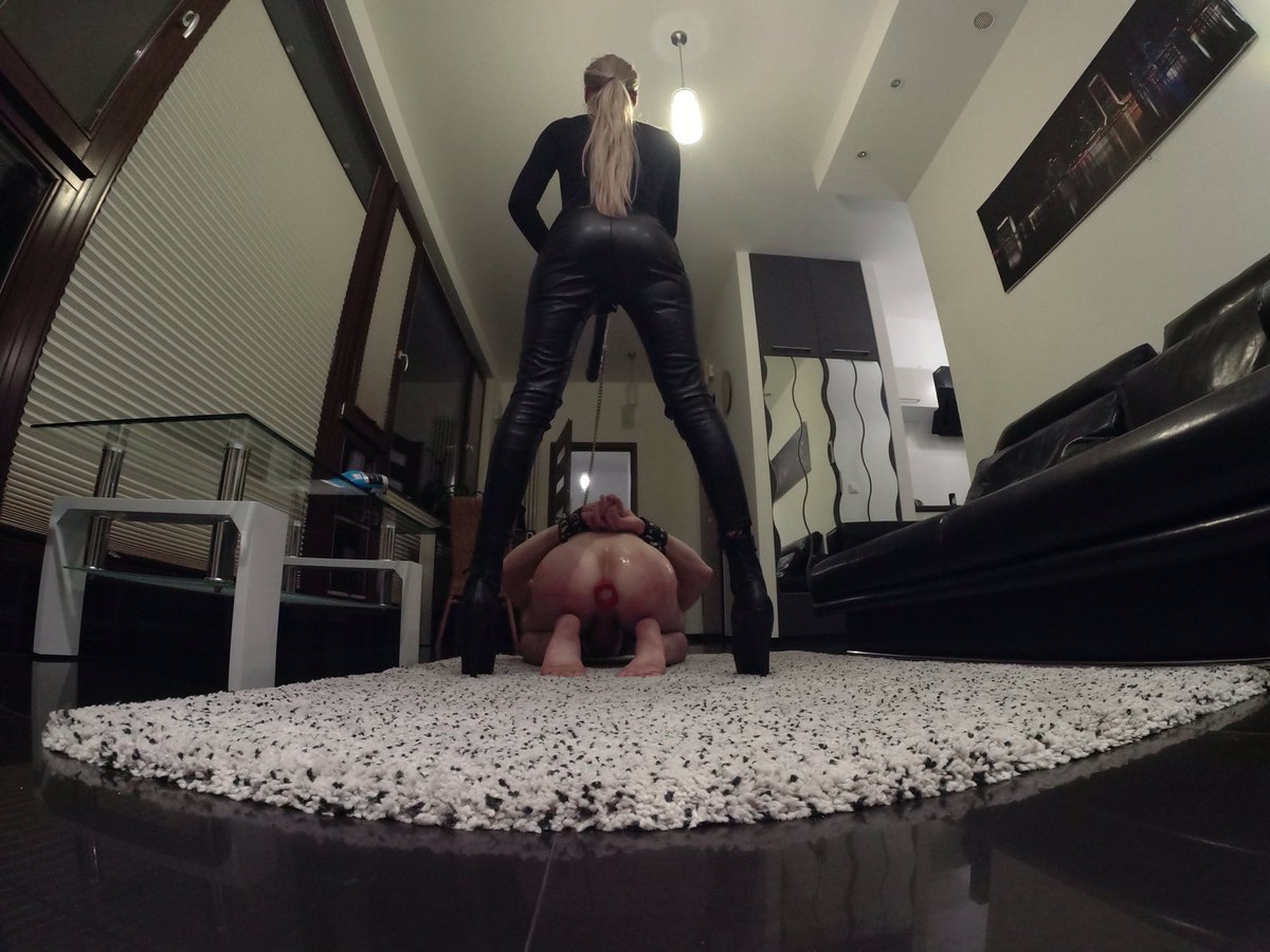 KatyaEvill's tweet photo. My last strapondate
#Dominacja #Domina #Strapwoman #bdsmpolska #femdom #sluts #slave #fetish #womanfuckman #strapondate #analrape #analslave #analsluts https://t.co/ixyCVczK3P