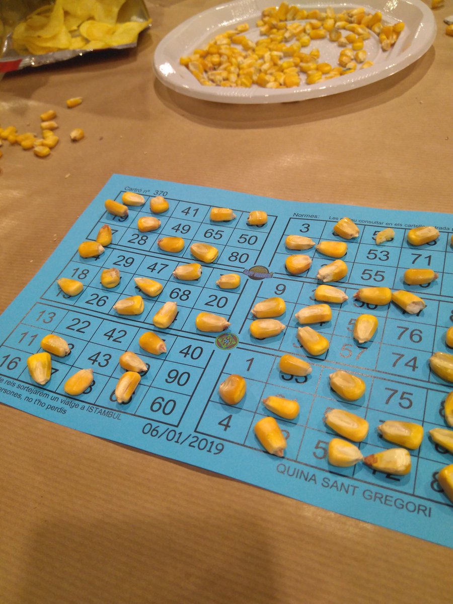 NeusMart1's tweet image. Vespre de QUINA a St Gregori! #CBSantGregori  i res de res! 😢
La dita de &quot;desafortunado en el juego, afortunado en el amor&quot; NO me la crec!! 😬😬😅😅
En fi, salut hi hagi! I pau! 😂😂😘