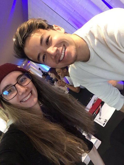 BestofShannonK's tweet photo. Shannon with a fan @ #UNITYDAYS2019 (Via @azzgeda_ ) https://t.co/pgXDcxkgyr