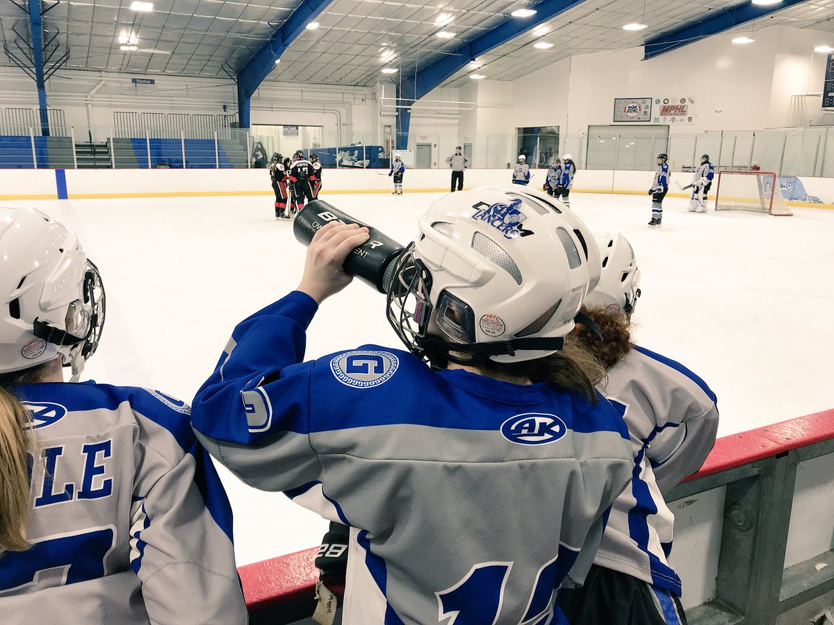 GYHAGirlsHockey photo