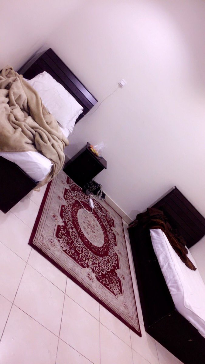 arths22's tweet photo. ف الشقه لوحدي الي حاب نتقابل من الحويه الطايف خاص سريع 😪🖐🔥 https://t.co/W4lv8OIviq