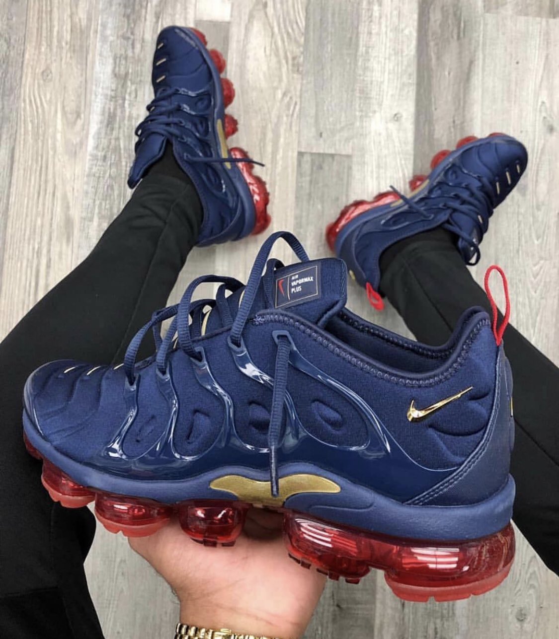 olympic nike vapormax plus