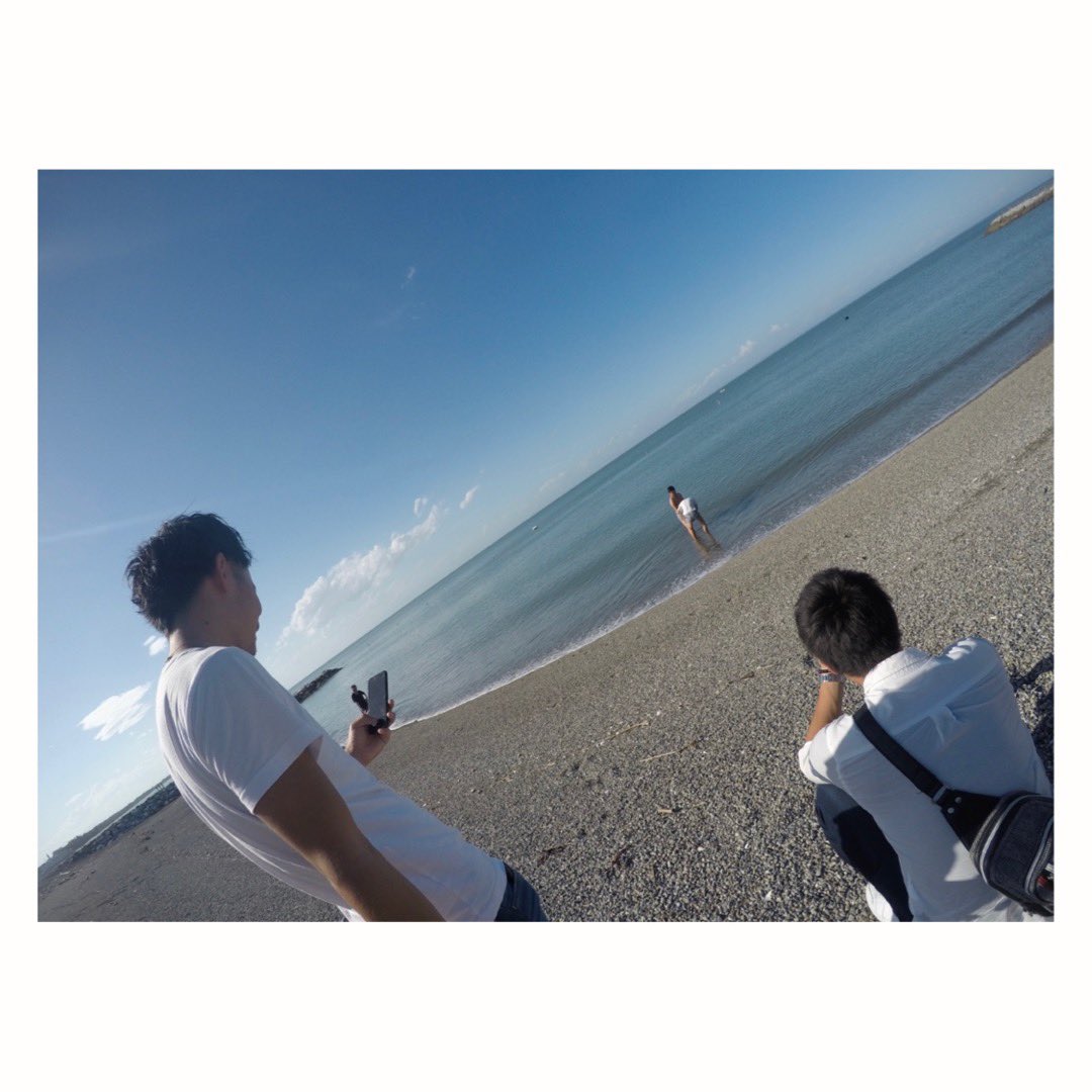 Bike_Bun's tweet photo. .
バイクを降りるてのが考えれん
おっさんなっても仲良く走りたい
もうちょい人数増やして
定期的にツーリングとかしたい
とりま終始笑えるメンツ
.
見返すと懐かしい
#姫路城#鳥取#名古屋#岐阜#下呂温泉#滋賀#三重
どこも濃い思い出しかない
.
#楽しさ満点
#team の名前つけたいなににしよ https://t.co/KoSLXzZGEa