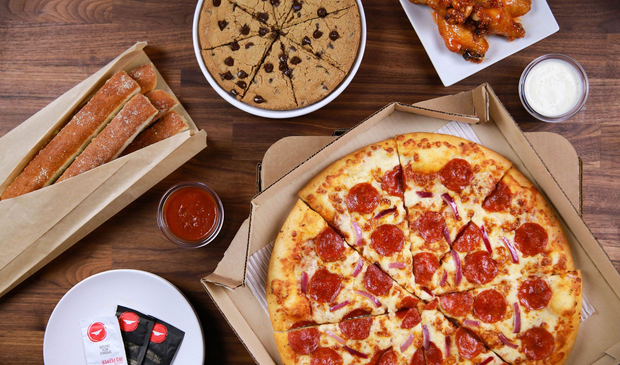 Pizza Hut on X: "And the winner is... you. Because you have pizza 😛. Who can make your watch party? #PizzaHutCan #GoldenGlobes https://t.co/EPZsvpO0Bu" / X