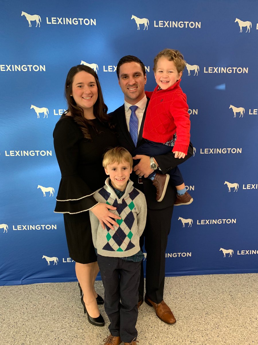 JMcCurn89's tweet photo. I am honored to serve along side our new Mayor Linda Gorton and Council Members! I am very thankful for all of the support from my family, especially my wife Paige, our boys, and friends. I look forward to serving our amazing city and home! #D2Proud #LFUCG #ShareTheLex #LexKy https://t.co/xCxvsnNBVG