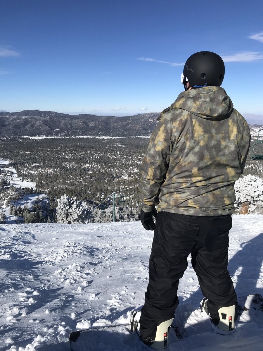 austindulaney's tweet photo. Pow Day @BigBearMtResort https://t.co/j9qfmu2FaW