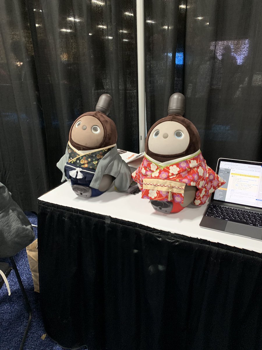 BrandYouMedia's tweet photo. These robots are more than just cute they have feelings!!
#ces2019 #cesrobots https://t.co/ODqdA6Cs5P