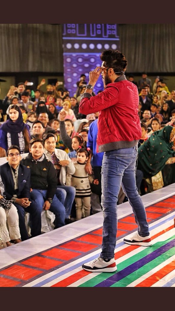 pakshowbiz18's tweet photo. #JeetoPakistan #MultanSpecial #HERO #MashaAllah #gameshow #lollywood 
PC: @Omarsaeed29 
@fahadmustafa26 @arydigitalasia @JP_ARYofficial https://t.co/9QekK67qZi