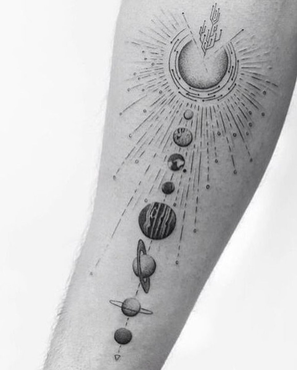 Blackmill_228's tweet photo. ♥️🔥
#solar #system #tattoo #planet https://t.co/GTSJhcosHk