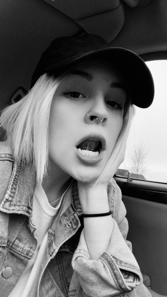 mergsquebeck's tweet photo. tryna be famous like my sister @paigebeckerr #AnotherYearStillQueer https://t.co/INRQQXJmz4