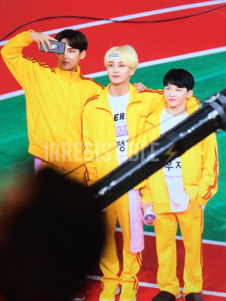 irresistible_MG's tweet photo. 190107 아육대 #민규 #세븐틴 https://t.co/WHeRvfm84t