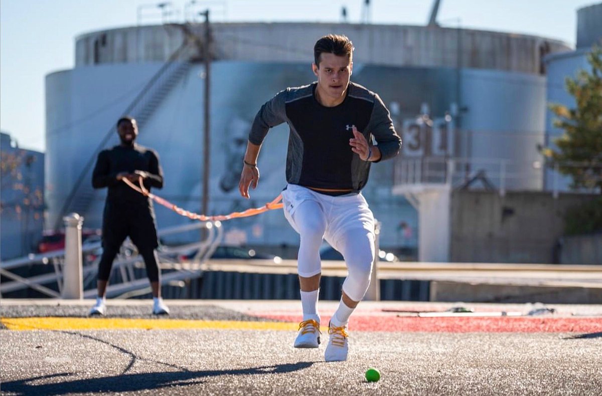 pll_play's tweet photo. 5 states over the next couple months? @MattLandisPLL is tearing it up to start off 2019 💪 

Sign up for a session near you👇
https://t.co/sM8n1nyhce https://t.co/irIq8K7mTl