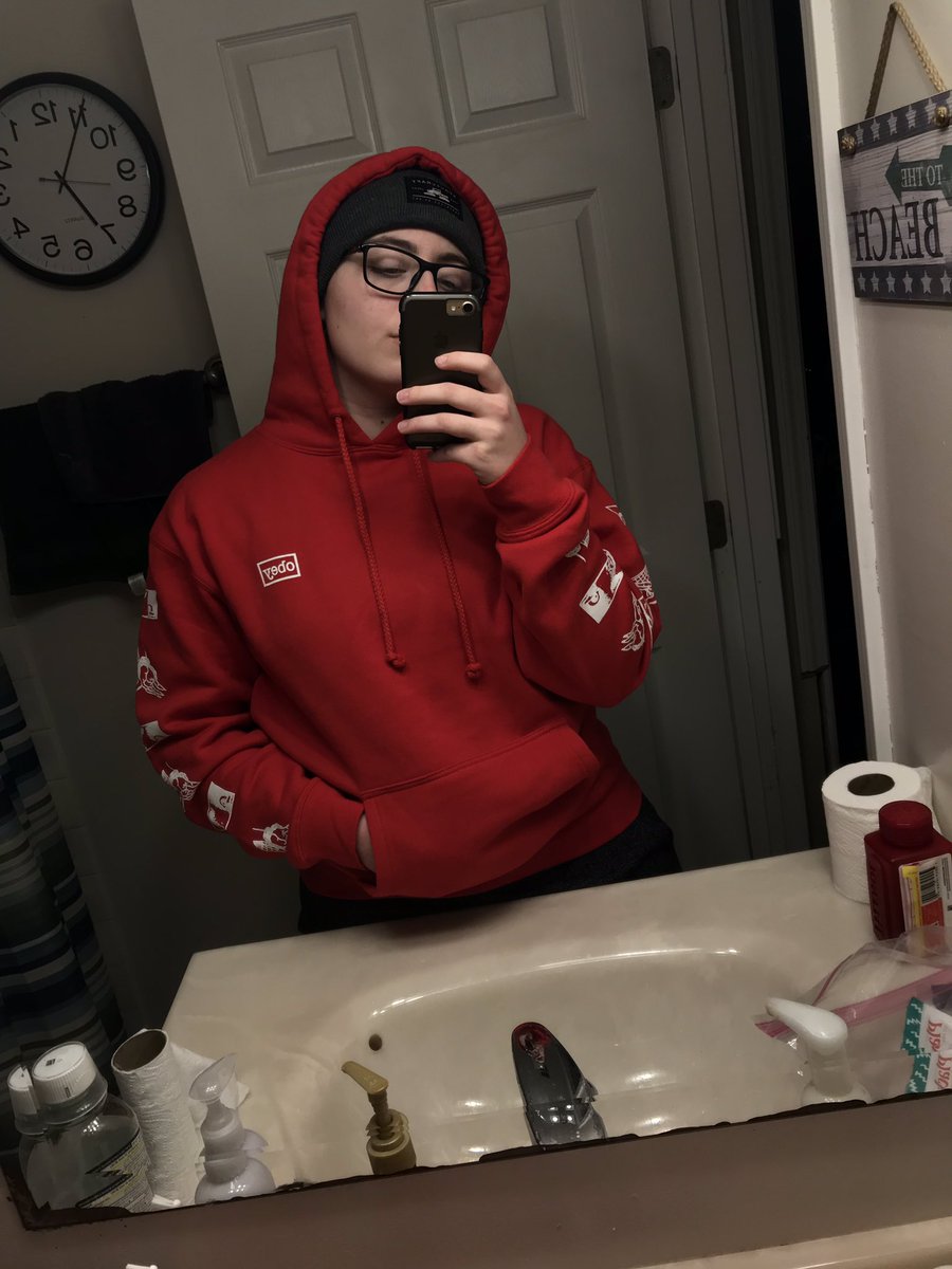 emmagiomi's tweet photo. late but #AnotherYearStillQueer 🤪 https://t.co/8fLSvDIKXt