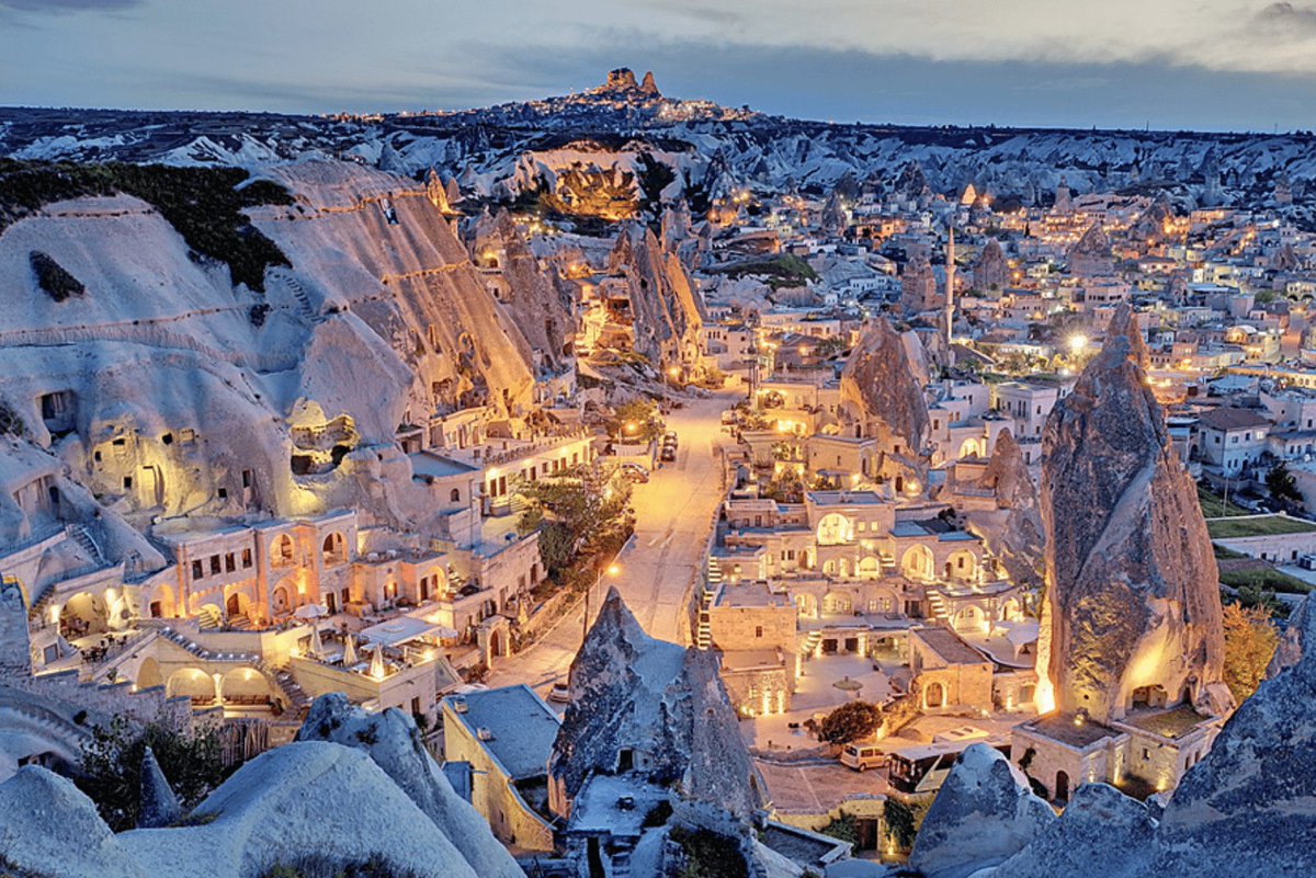 Adelphia_Tours's tweet photo. Lo spettacolo della #Cappadocia in #inverno non ha eguali con i camini di fata imbiancati dalla #neve!

https://t.co/HAIbkbPKjw

#Turchia #Istanbul #viaggio @portaleturchia @TurchiaPerPochi @TurismoTurchia @Turkey_Home @Cappadocia_Wiki https://t.co/mdm5dJ0Du3