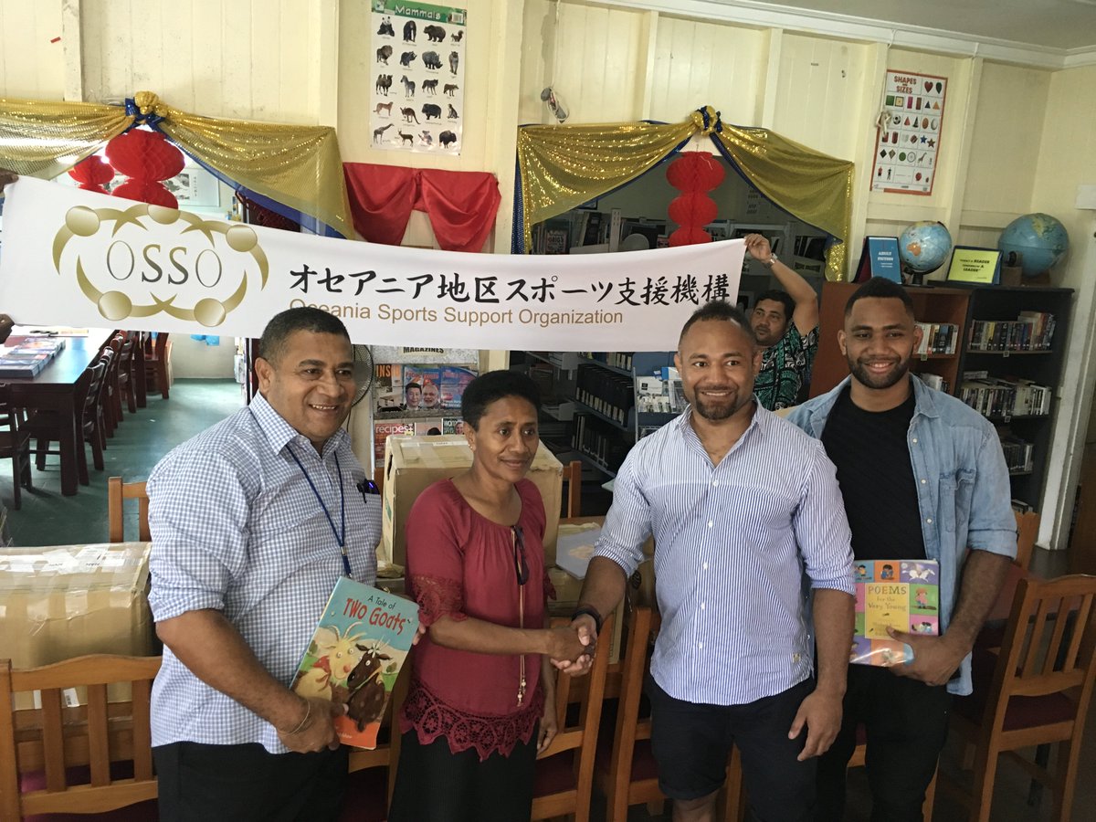 SaluVaciloa's tweet photo. #PacificLibrariesNetwork received from @jnnaulu and Tevita Takayawa through the support of #OceaniaSportsSupportOrganizartion a generous donations of children's picture books all the way from Tokyo. https://t.co/Eykh38iuJT