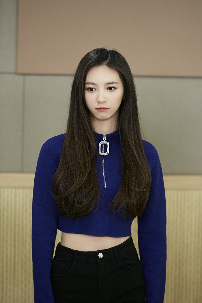 HeoJiwon_TH's tweet photo. 📸 190107 Cherry Bullet Fancafe Update
เบื้องหลัง Insider Channel Cherry Bullet EP.5 ของหนูจีค่ะ
#Cherry_Pick
#지원 #허지원 #JIWON #HEOJIWON
#CherryBullet #체리블렛 🍒 https://t.co/h0HIxBGnwd