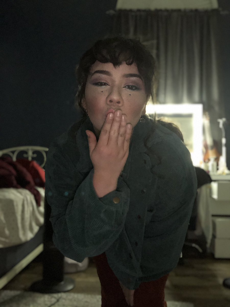 It’s like 2am and I really like this picture idk I’m weird my eyes are heckin small in it but it’s cool