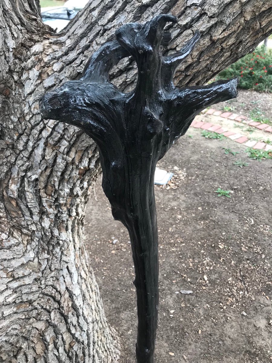 sine_cera_biz's tweet photo. Hand-made Cosplay Wizard Staff #witchwarlock #staff #cosplay  #worldofwarcraft #lordoftherings https://t.co/LMyE7ILI3h https://t.co/dLQZOsKoNn