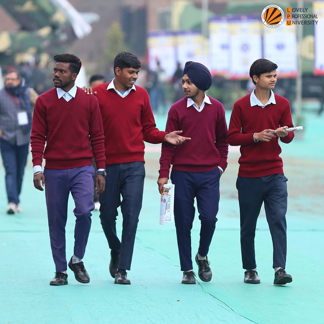lpuuniversity's tweet image. Innovators of tomorrow meet the pioneers of today. 30000 students from over 300 schools unite at LPU for the 106th edition of Indian Science Congress.

#ISCatLPU #ThinkBIG
#IndianScienceCongress