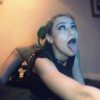 #NewProfilePic https://t.co/yNl97cXQg9<a href="/tag/newprofilepic"class="tags">#NewProfilePic</a>