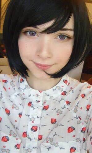 Drisine Twitterissa 髪の色が濃い白人っていいな