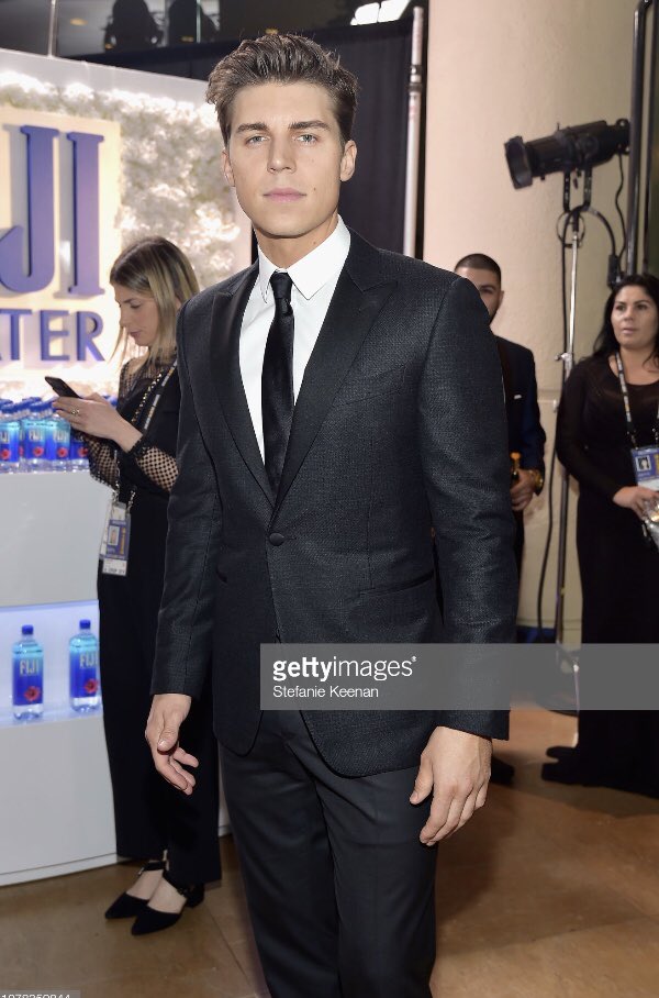 NolanFunkJPN's tweet photo. FIJI Water At The 76th Annual Golden Globe Awards
January 6,2019
#nolanfunk https://t.co/8FguKsHj97