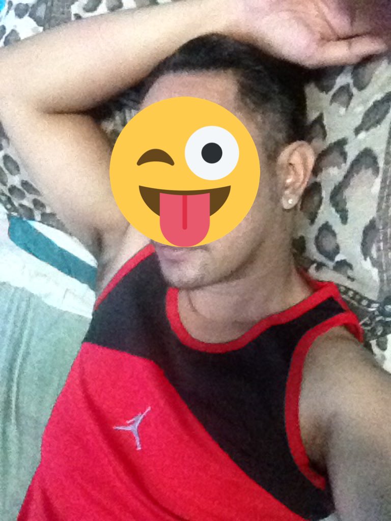 TheRapistJoe84's tweet photo. Yung sa bahay ka lang, tapos wala kang magawa.. Kaya ayan paunang selfie sa 2019.. 

#boredom
#pahingaMode https://t.co/7r1m5ugziK