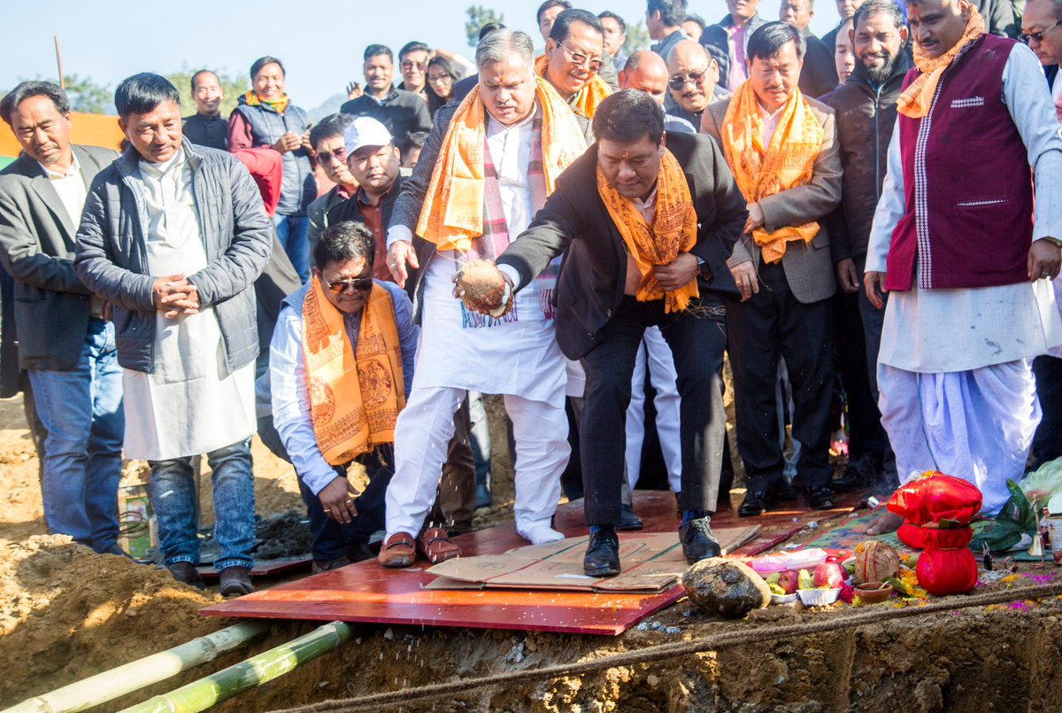 PemaKhanduBJP's tweet photo. A historic day for @BJP4India party in Arunachal today. Foundation for state BJP party office was laid at Itanagar by North East State BJP General Secretary (Org) Shri Ajay Jamwal ji followed by bhumi pujan. @AmitShah https://t.co/CQUyx7aPJW