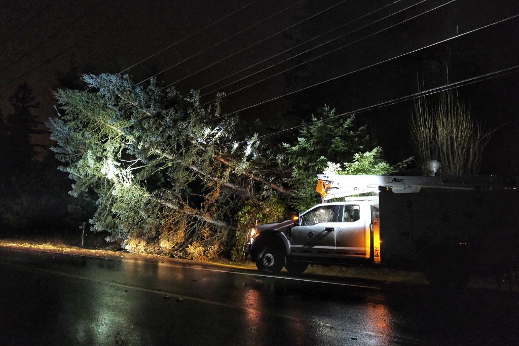 PSETalk's tweet image. While we're working as quickly as we safely can, we expect that some customers may be without power for multiple days due to the severity of the damage to our system.  Crews will continue restoration efforts around the clock until all customers are back on.