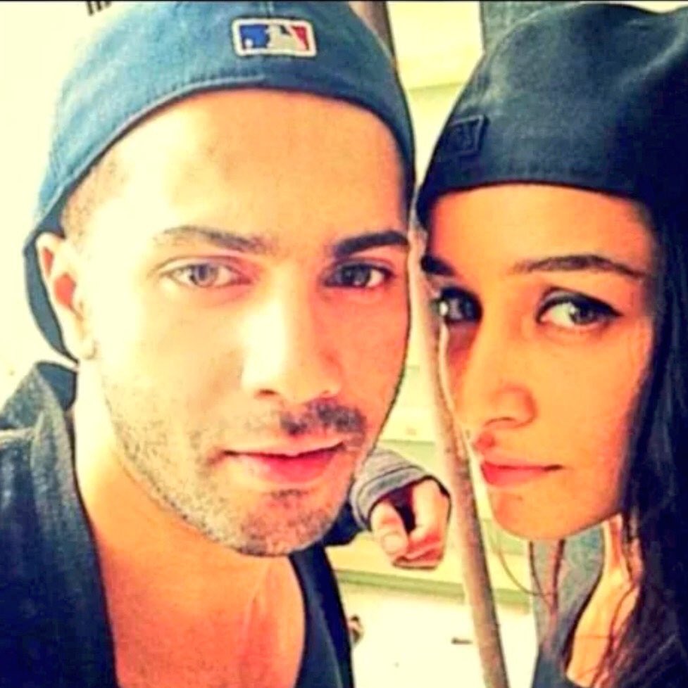 ❤️❤️❤️👟 welcome home chirkut <a href="/ShraddhaKapoor/">Shraddha</a>