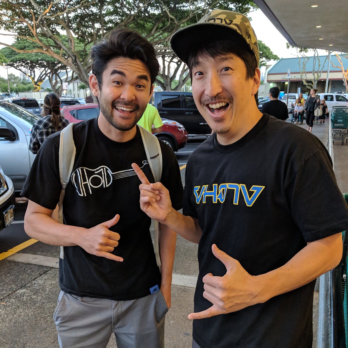 VH07V's tweet image. Guess who just met former #youtuber @FujiYoSean #seanfujiyoshi!? 😂 So awesome to talk story with such a genuine, humble local #Hilo boy on their last day on #oahu. All the best to him and his girlfriend Mary in their future endeavors. #findYOURaloha at a7oha.com!