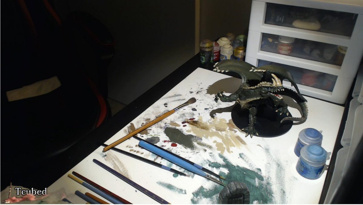 Did a little art stream today painting a Dragon mini for our upcoming homebrew #Godfell this summer. 
Here's some before and after pics of the stream!

Thanks to everyone who tuned in to vibe w/ me.
twitch.tv/videos/3601214…