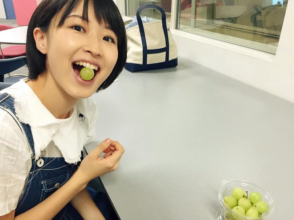 Hanarbi_Ha's tweet photo. 相手が自然の歯だと男女関���なしに舐める想像をしてしまうw

1枚目 コアラモードあんにゅ
2枚目 福士蒼汰 https://t.co/i1KbnOAHWb