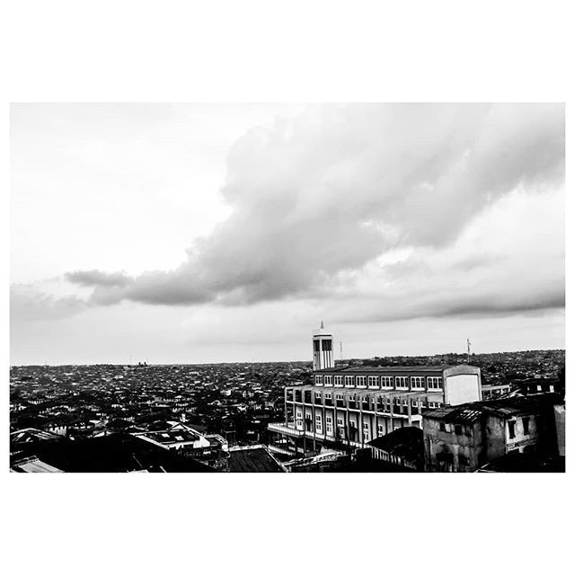 TheUnpublishedG's tweet photo. #unpublishedgallery #bnw #bnwphotography #bnwdemand #documentingreality #documentyourdays #everydayafrica #everyday #Ibadan https://t.co/2uA4EzT2iG https://t.co/sJi0YkesI9