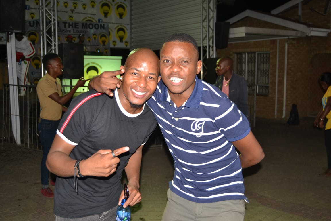 BlazeyFreshSA's tweet photo. #OnketsangKZNTour 

S/O to @underthemoonlounge For The Dope Hospitality And Those In Attendance .Thank You To Umlazitimes, @inanda884fm, @Izwilamzansifm, @iamcannonsa, Skim G.
This Is Definitely One Of The Many Best To Come 🔥🔥🔥

A SkrapYard Koncept...... https://t.co/DGIvf4QYmC