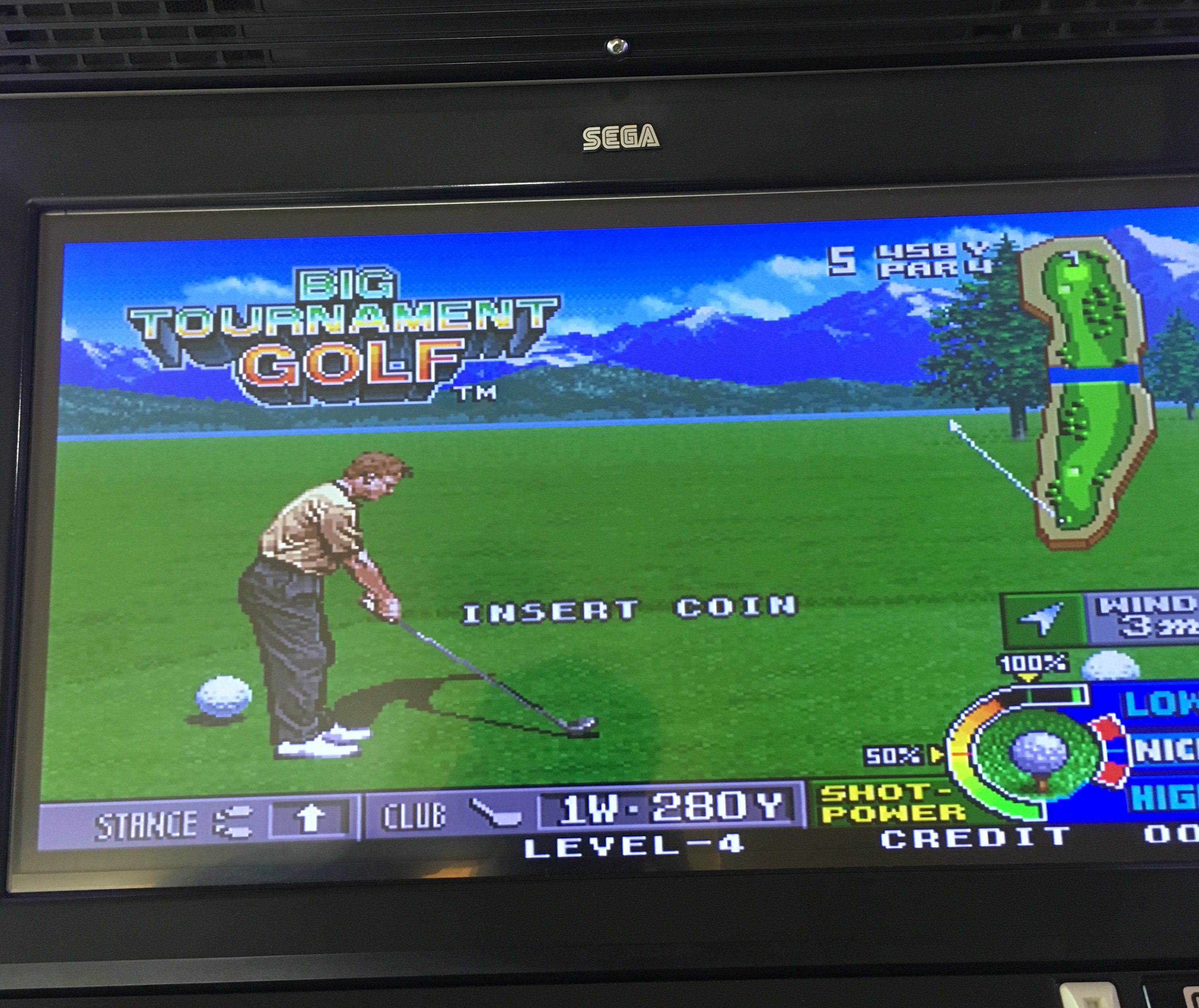 マグマックス川越 ビデオゲーム入替 ストリートファイター ウォーザード ヴァンパイア各シリーズに加えてイングリッドが参戦する格闘ゲーム カプコンファイティングジャム が対戦台で稼動 シングル台では横スクロールアクション カルノフ 硬派