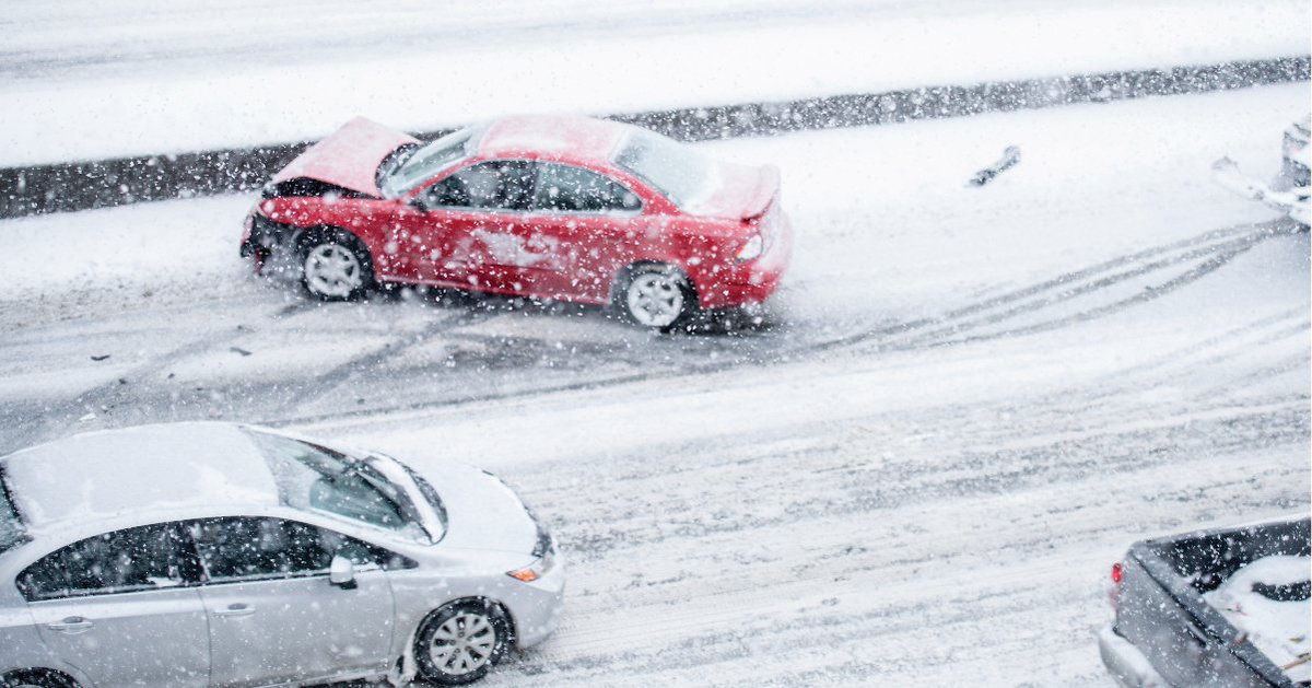 PalladiumInsce's tweet photo. If you find yourself in an accident, follow these steps to make a bad experience (slightly) less frustrating:
-Attend to the injured &amp; call Emergency Services
-Don't admit liability
-Record details of the accident
-Tow your vehicle if needed
-Report the accident to our office https://t.co/c6U3YdUN9r