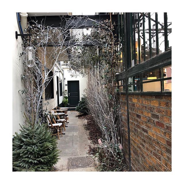 mathildeblc's tweet photo. So long, Paris - too short as usual #newfavespot #weekender https://t.co/680pQLrs4u https://t.co/OsYemB97sI