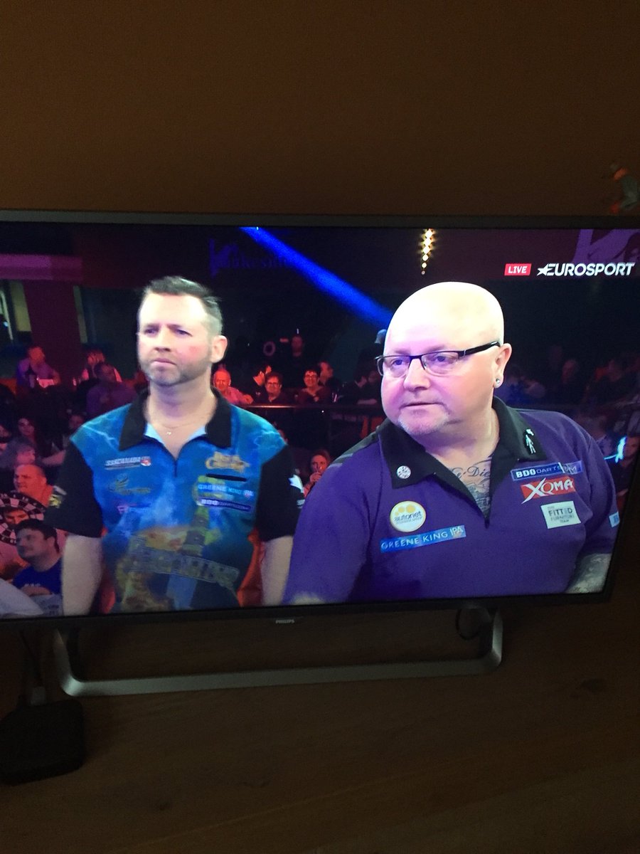 Andy Hamilton on Eurosport 1 now